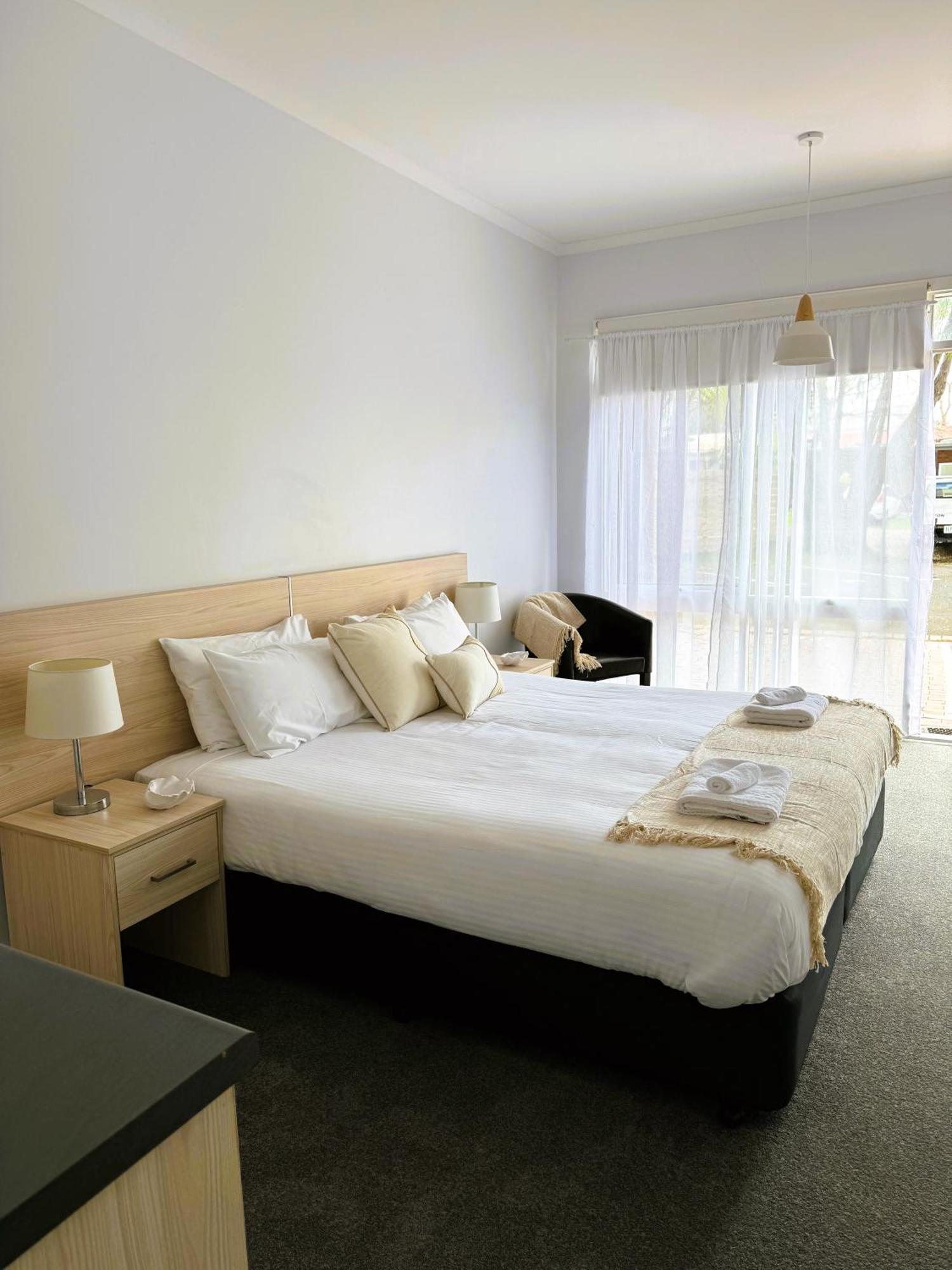 Kaloha Phillip Island 4*